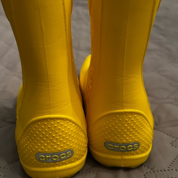 Crocs Handle It Yellow Rain Boots - Kids Size C12 - E/VGUC - Picture 3 of 4